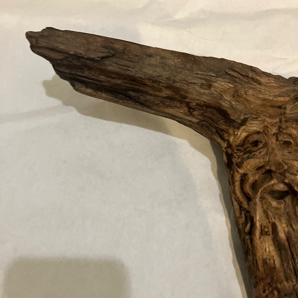 Hand carved driftwood - Picture 3 of 8